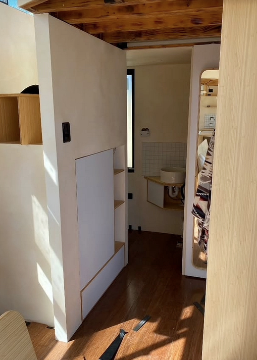 tiny_house_Bathroom_layout_ideas