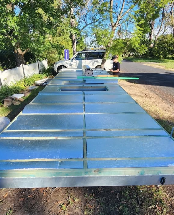 tiny_house_diy_young_couple_build_tiny_house_floor_insulated